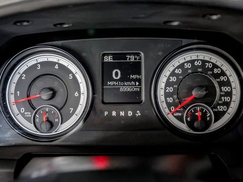 Used 2014 RAM 1500 Express image 17