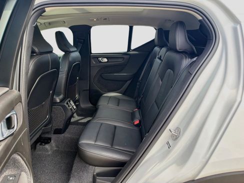 Used 2025 Volvo XC40 B5 Core AWD/4WD image 20