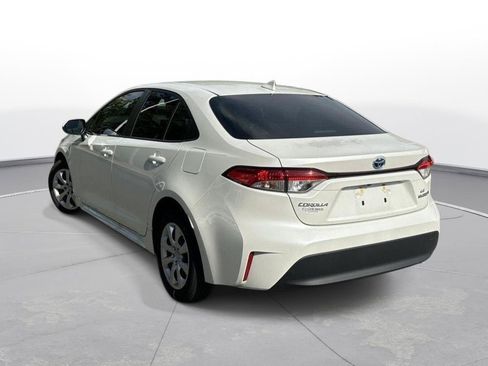 Certified 2024 Toyota Corolla LE FWD image 8