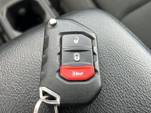 Used 2021 Jeep Wrangler Unlimited Sport w/ Sun And Sound Package AWD/4WD image 27