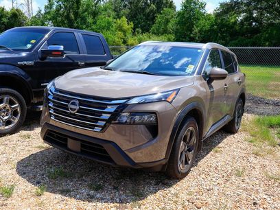 Used 2024 Nissan Rogue SV w/ SV Premium Package