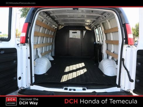 Used 2024 GMC Savana 2500 w/ Driver Convenience Package image 22