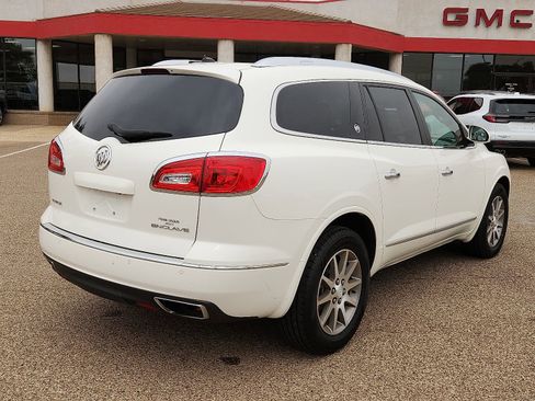 Used 2015 Buick Enclave Leather FWD image 4