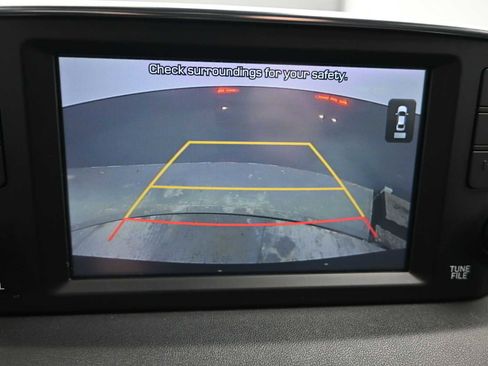 Used 2019 Hyundai Santa Fe Limited AWD/4WD image 17