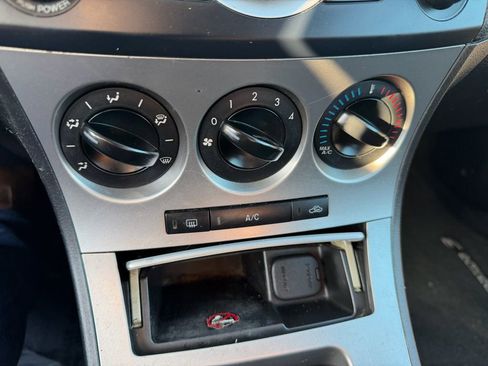 Used 2011 MAZDA MAZDA3 i Touring image 14