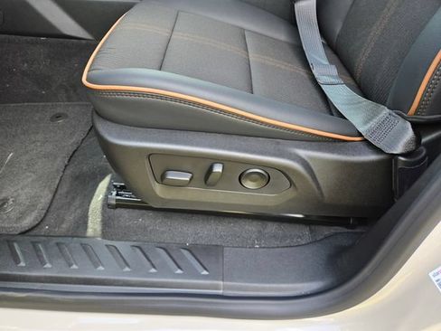 New 2026 GMC Canyon AT4 w/ Nightfall Edition AWD/4WD image 9