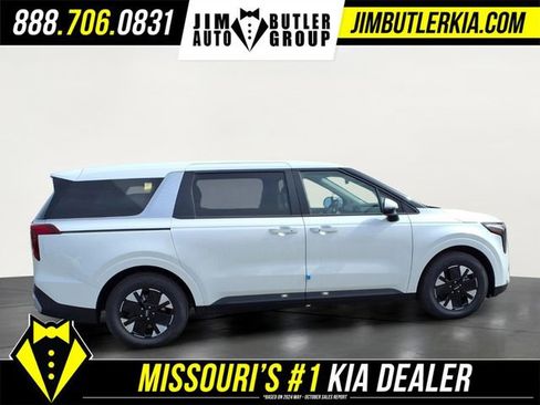 New 2026 Kia Carnival LXS FWD image 21