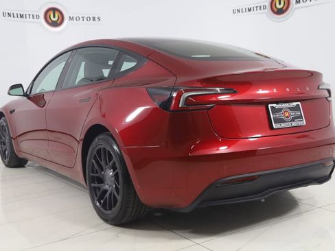 Used 2024 Tesla Model 3 Standard Range image 4