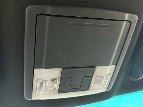 Used 2016 Ford Explorer XLT w/ Equipment Group 202A image 47