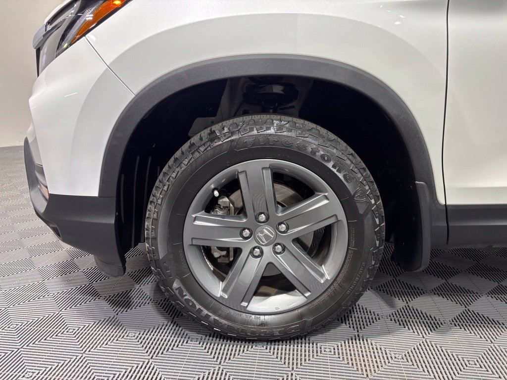 Certified 2023 Honda Ridgeline RTL image 9