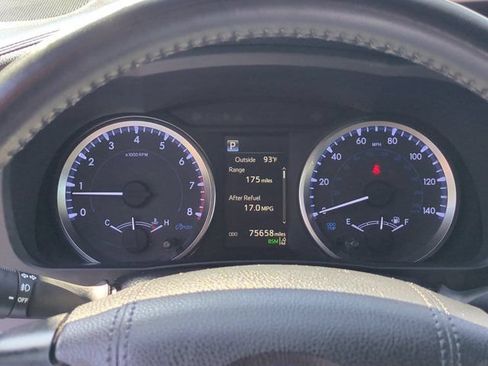 Used 2019 Toyota Highlander Plus AWD/4WD image 20