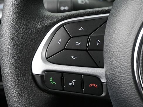 Used 2020 Jeep Renegade Sport image 6