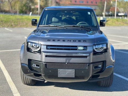 Used 2024 Land Rover Defender 90 V8 AWD/4WD image 9