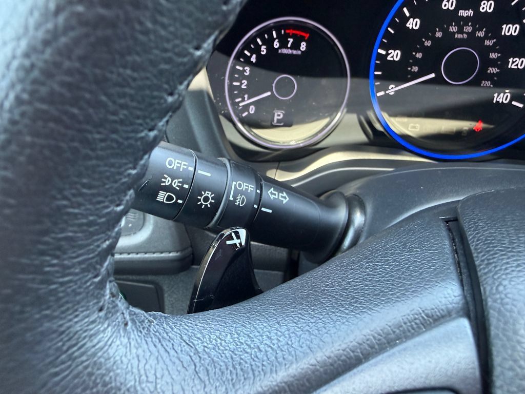 Used 2021 Honda HR-V Sport image 21