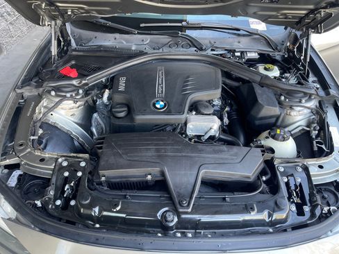 Used 2016 BMW 320i Sedan image 25