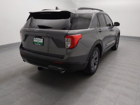 Used 2022 Ford Explorer XLT w/ Equipment Group 202A RWD image 7