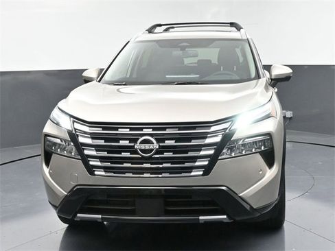 New 2025 Nissan Rogue Platinum w/ Platinum Premium Package image 41