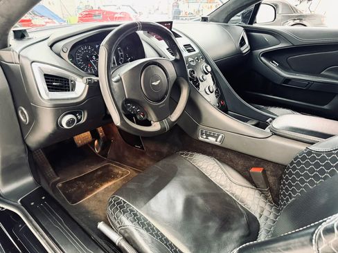 Used 2014 Aston Martin Vanquish Coupe RWD image 4