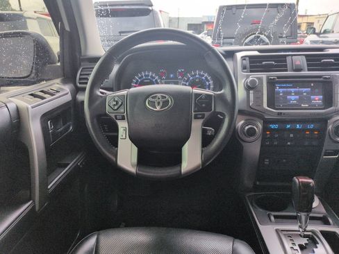 Used 2018 Toyota 4Runner Limited AWD/4WD image 13