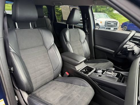 Used 2024 Mitsubishi Outlander SE AWD/4WD image 18