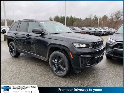 New 2026 Jeep Grand Cherokee Limited w/ Limited Altitude Package
