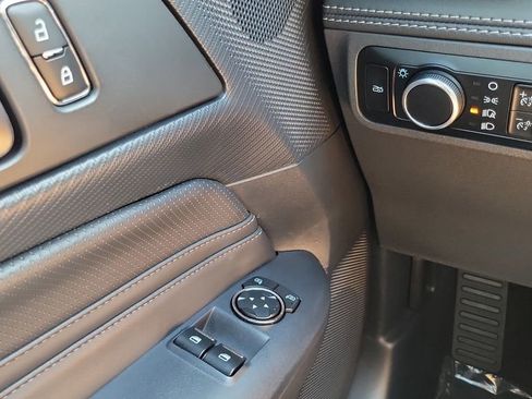 Used 2024 Ford Mustang GT Premium RWD image 19