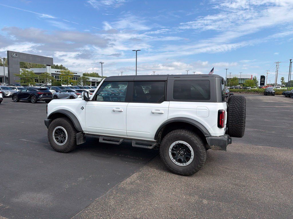 Used 2024 Ford Bronco Outer Banks w/ Sasquatch Package AWD/4WD image 35