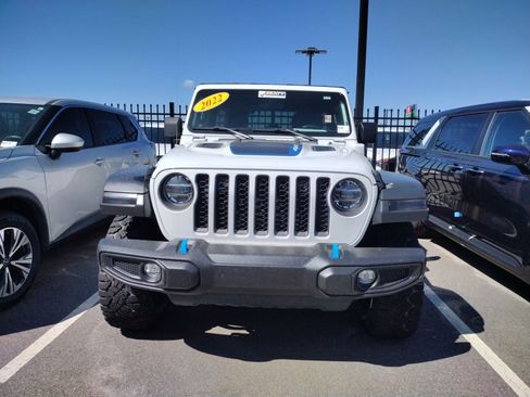 Used 2022 Jeep Wrangler Unlimited Rubicon 4xe image 2