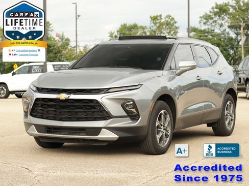 Used 2024 Chevrolet Blazer LT w/ LPO, Floor Liner Package FWD image 3