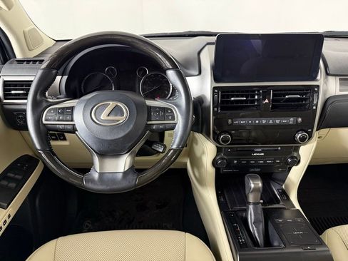 Used 2023 Lexus GX 460 Premium image 4