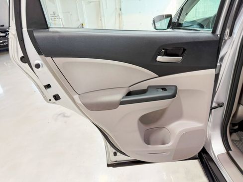 Used 2014 Honda CR-V LX image 28