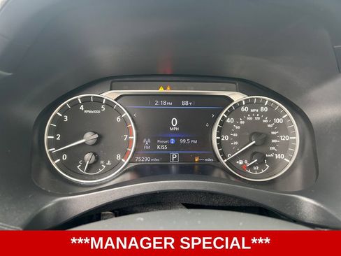 Used 2022 Nissan Altima 2.5 SV FWD image 14