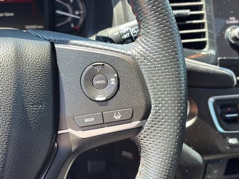 Used 2023 Honda Passport TrailSport image 16