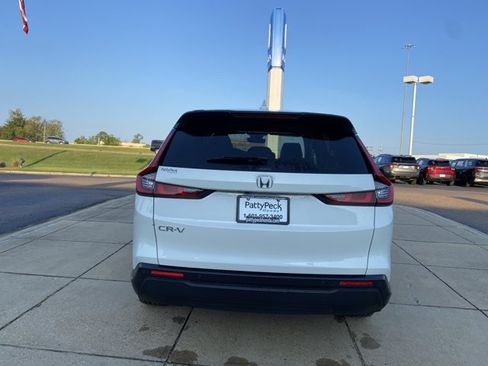 Used 2024 Honda CR-V EX-L image 10