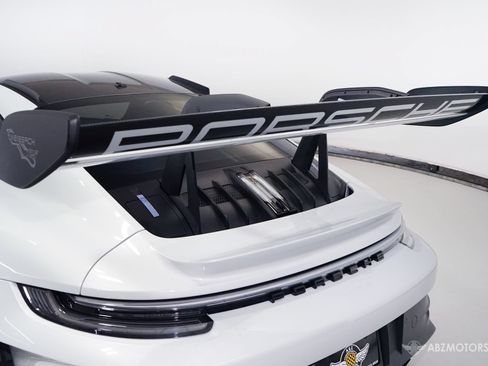 Used 2024 Porsche 911 GT3 RS RWD image 8