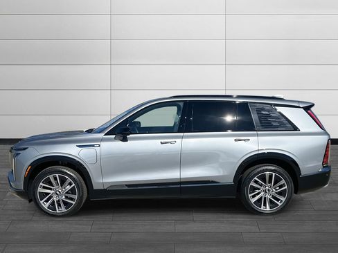 New 2026 Cadillac Vistiq Sport image 2