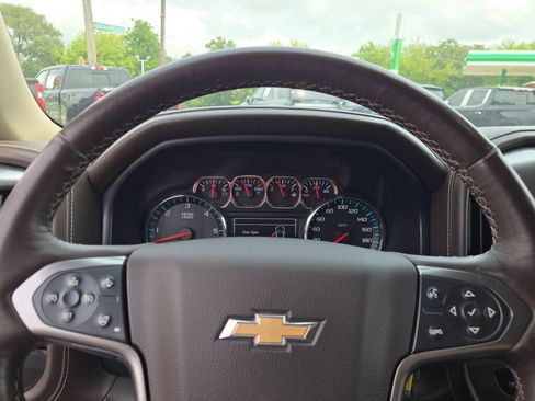 Used 2016 Chevrolet Silverado 1500 LTZ w/ LTZ Plus Package AWD/4WD image 34