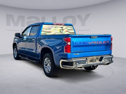 Used 2022 Chevrolet Silverado 1500 LT w/ Z71 Off-Road Package AWD/4WD image 3