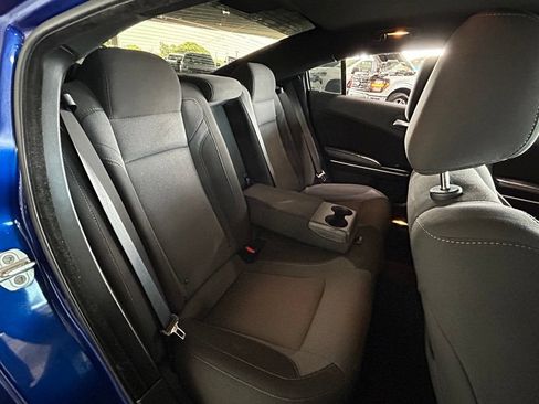 Used 2022 Dodge Charger SXT RWD image 15