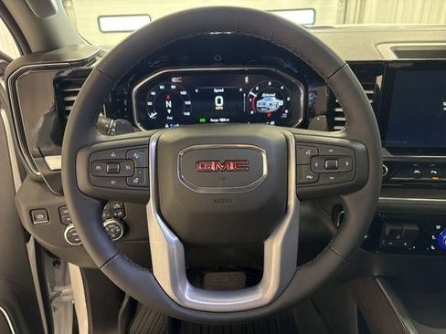New 2026 GMC Sierra 1500 SLT w/ SLT Premium Plus Package image 11