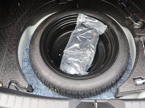 Certified 2025 MAZDA MAZDA3 s image 21