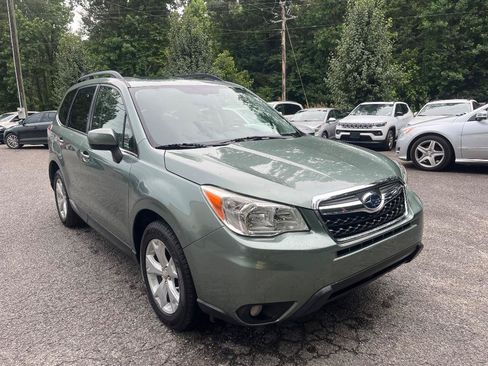 Used 2015 Subaru Forester 2.5i Limited AWD/4WD image 10