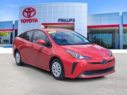 Used 2019 Toyota Prius LE