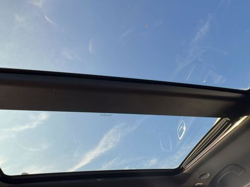 Used 2019 Jeep Grand Cherokee Limited w/ Luxury Group II image 20