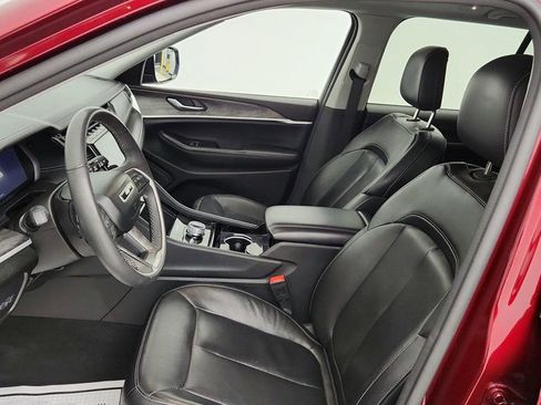 Used 2023 Jeep Grand Cherokee Limited image 18