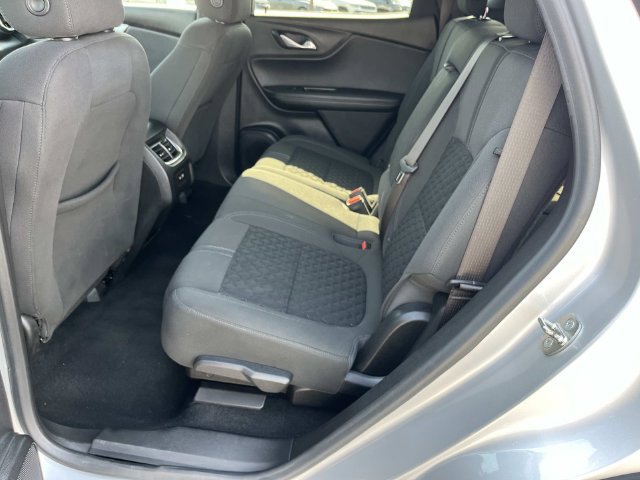 Used 2020 Chevrolet Blazer LT FWD image 19
