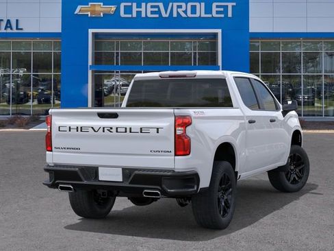 New 2026 Chevrolet Silverado 1500 Custom Trail Boss w/ LPO, Dark Essentials Package AWD/4WD image 4
