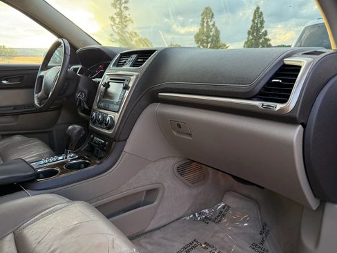 Used 2015 GMC Acadia Denali FWD image 19