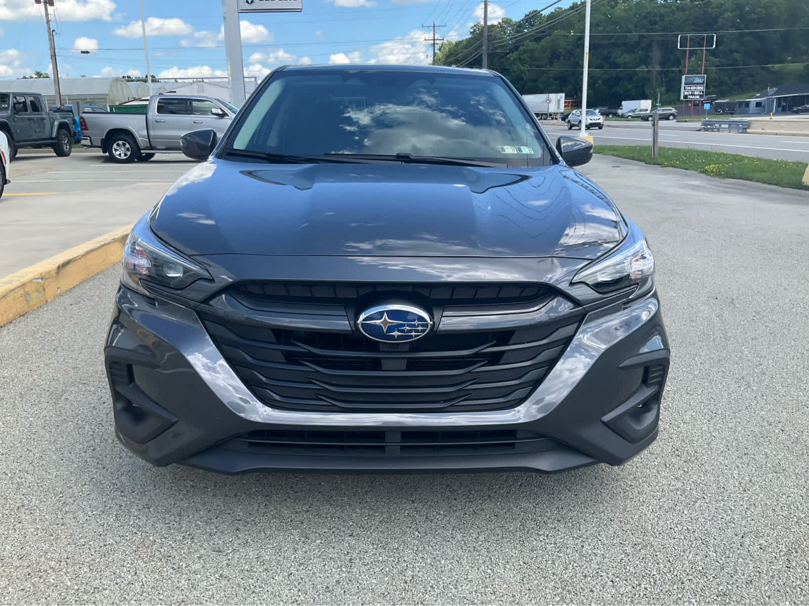 Used 2025 Subaru Legacy Premium AWD/4WD image 2