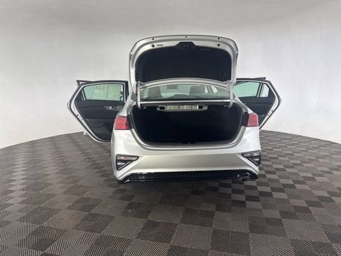 Used 2019 Kia Forte LXS image 15